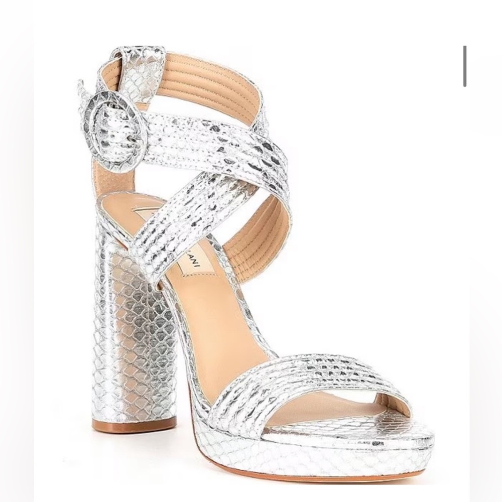 NEW Antonio Melanie “Camille” Silver Metallic Strappy Platform Sandals NWT